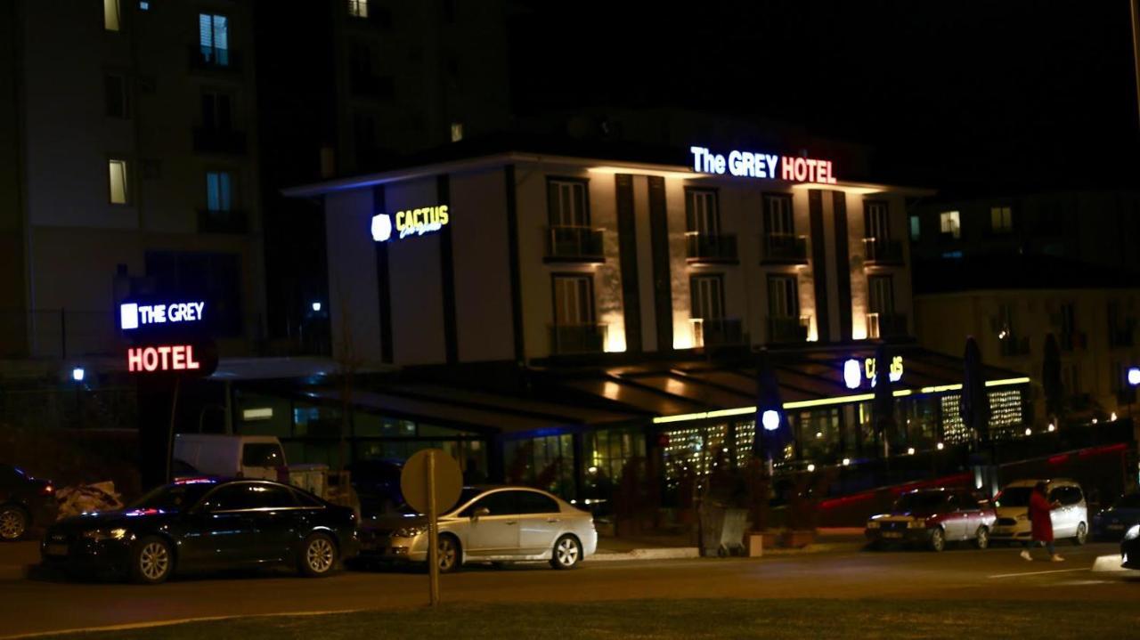 The Grey Hotel Serdivan ภายนอก รูปภาพ