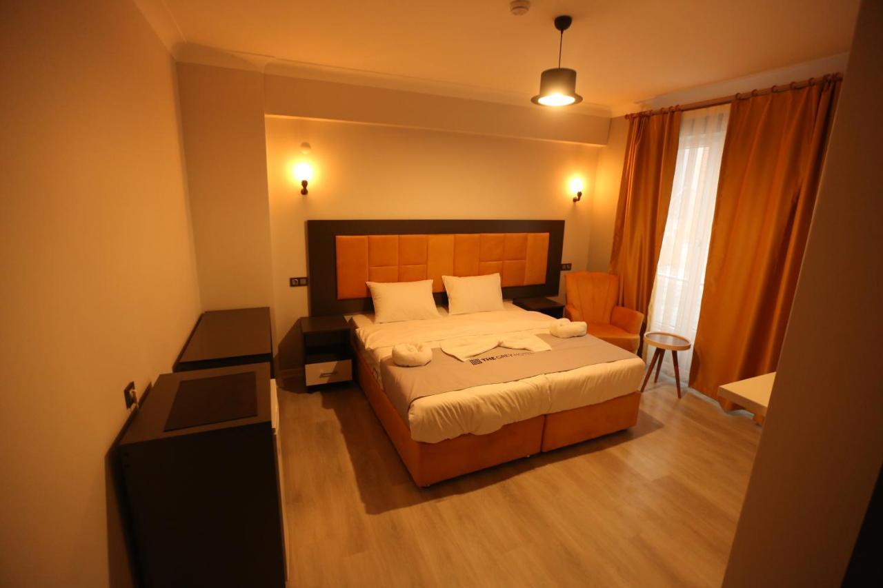 The Grey Hotel Serdivan ภายนอก รูปภาพ